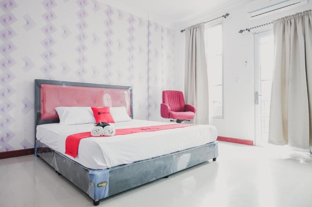 מלון Jodoh  Reddoorz Near Nagoya Hill Batam 4 מראה חיצוני תמונה